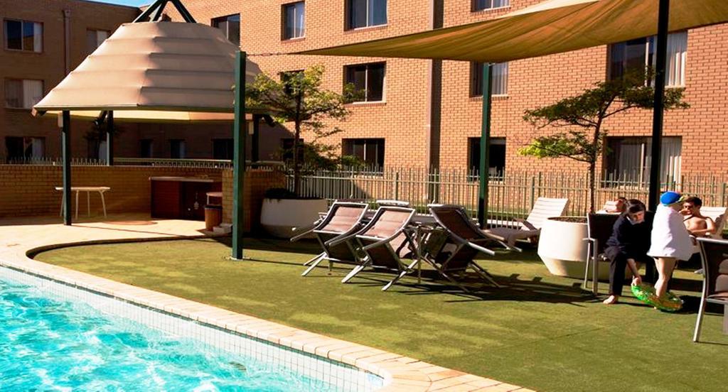 Kingston Terrace Serviced Apartments 堪培拉 外观 照片